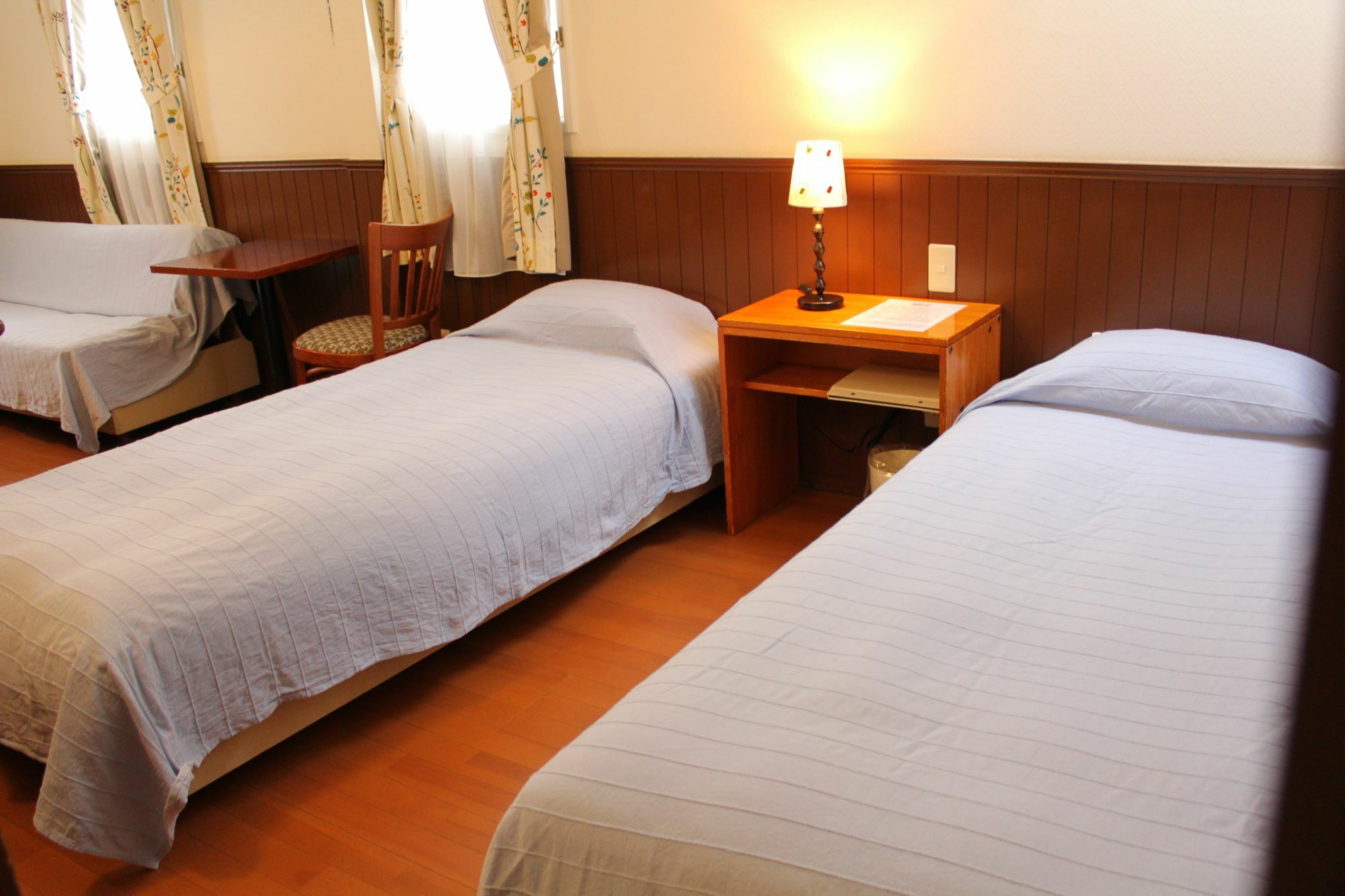 Hotel Weekend Shuffle Fudžikawagučiko Exteriér fotografie